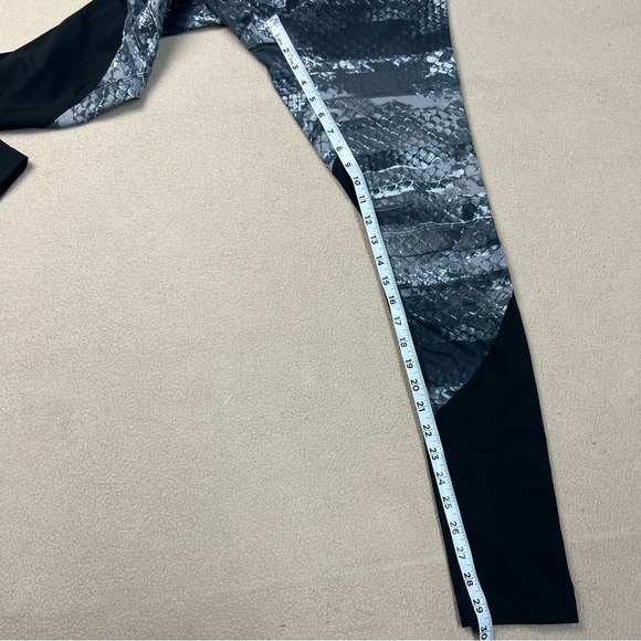 The North Face Tights Womens Large Bladk Snake Printed Motus II - Picture 2 of 10